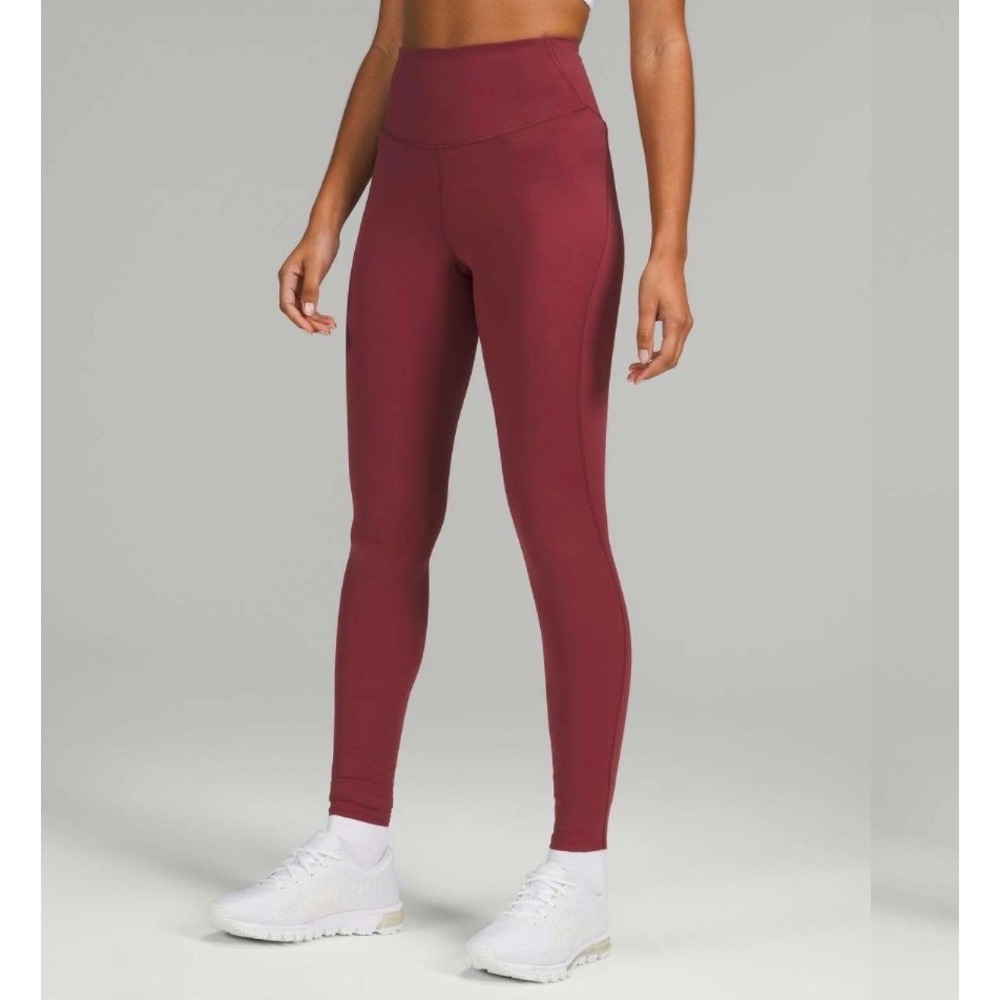 Lululemon Base Pace High-Rise Tight 28" *Brushed Nulux
Mulled Wine Sz 4